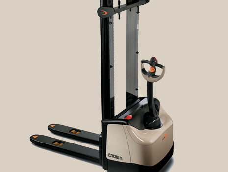 電動堆高機 電動堆高機