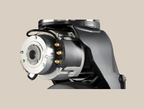 驅動 / 剎車系統 驅動 / 剎車系統